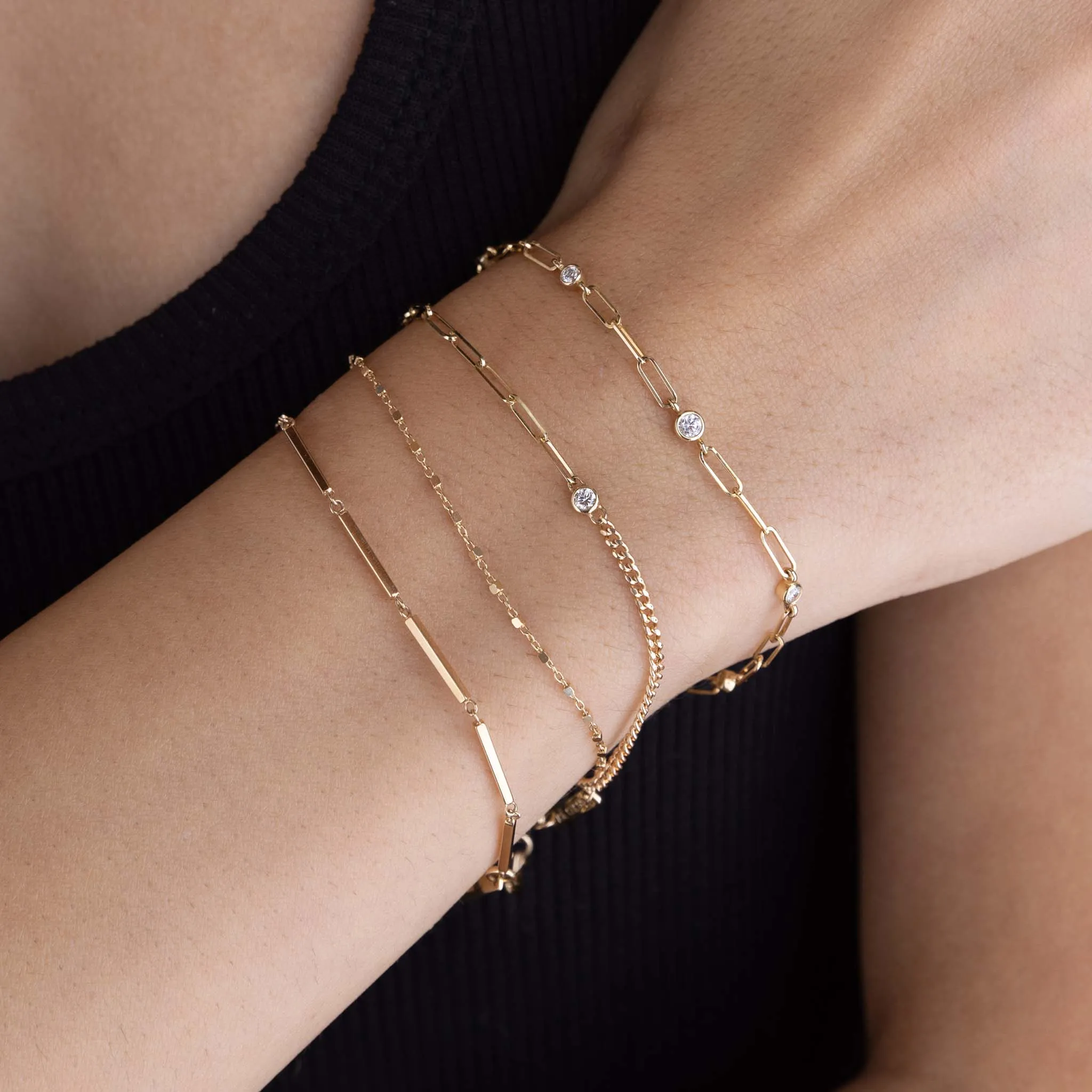 14k Graduated Diamond Bezel Small Paperclip Chain Bracelet