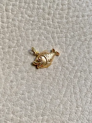 18k gold Swedish vintage charm or pendant - Pisces Fish