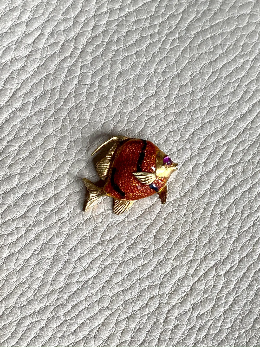 18k Gold Tropical Fish Brooch with Enamel Detail and Ruby Eye