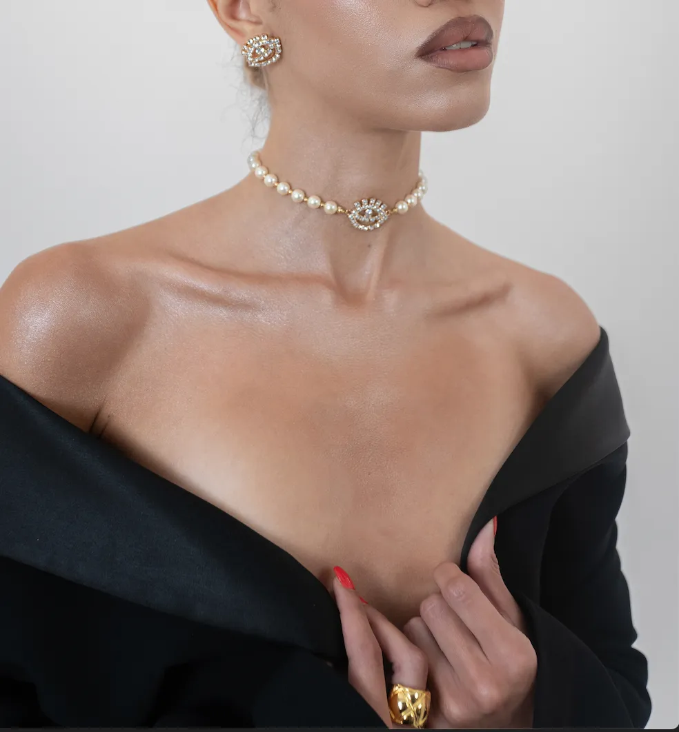 ALICE CHOKER
