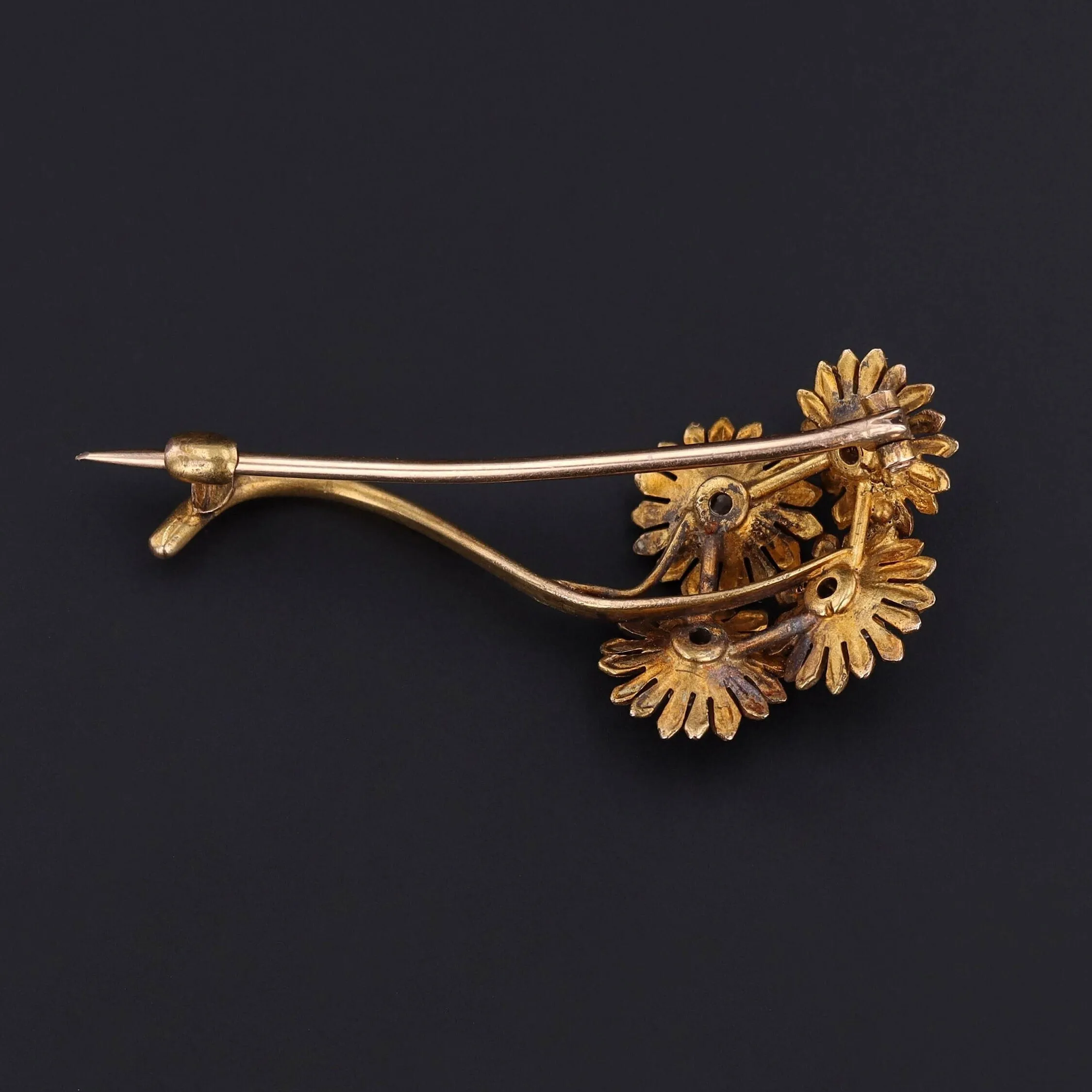 Antique Enamel and Diamond Daisy Brooch of 14k Gold