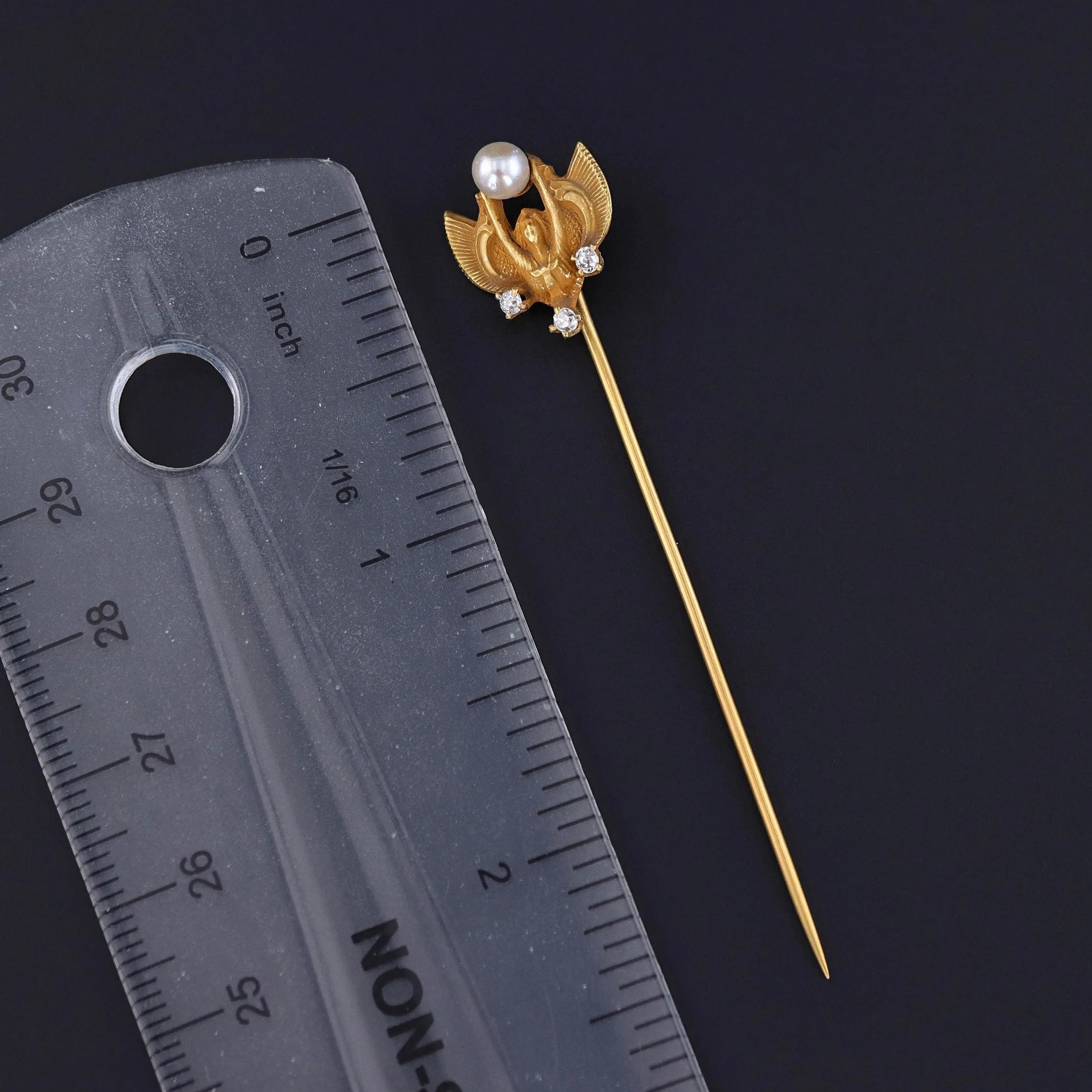 Antique Isis Stickpin of 14k Gold