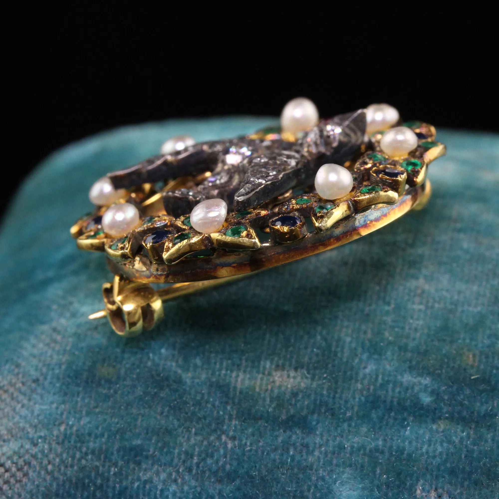 Antique Victorian 18K Yellow Gold and Silver Topped Diamond Swallow Bird Pin