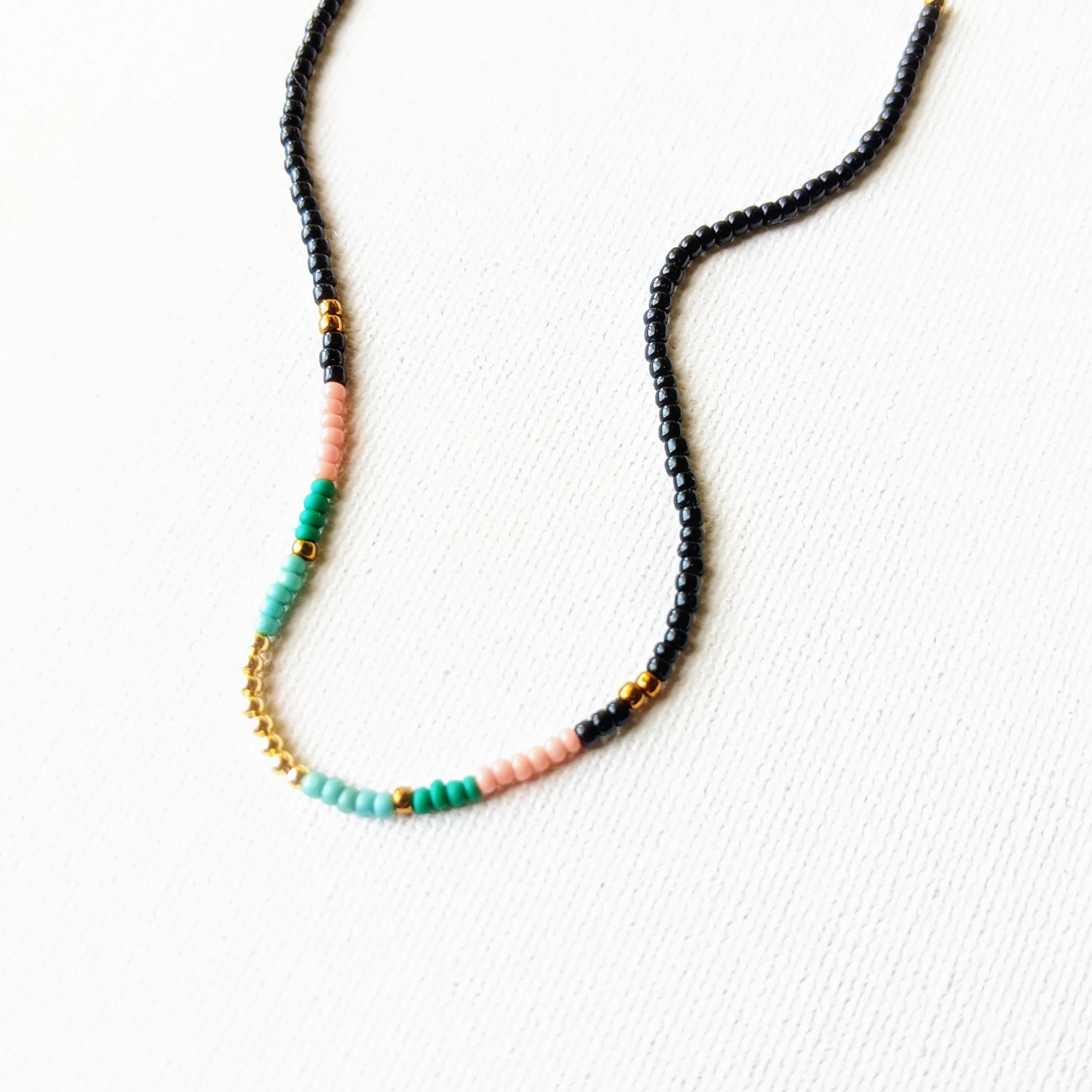 Ayaan Seed Bead Choker Necklace