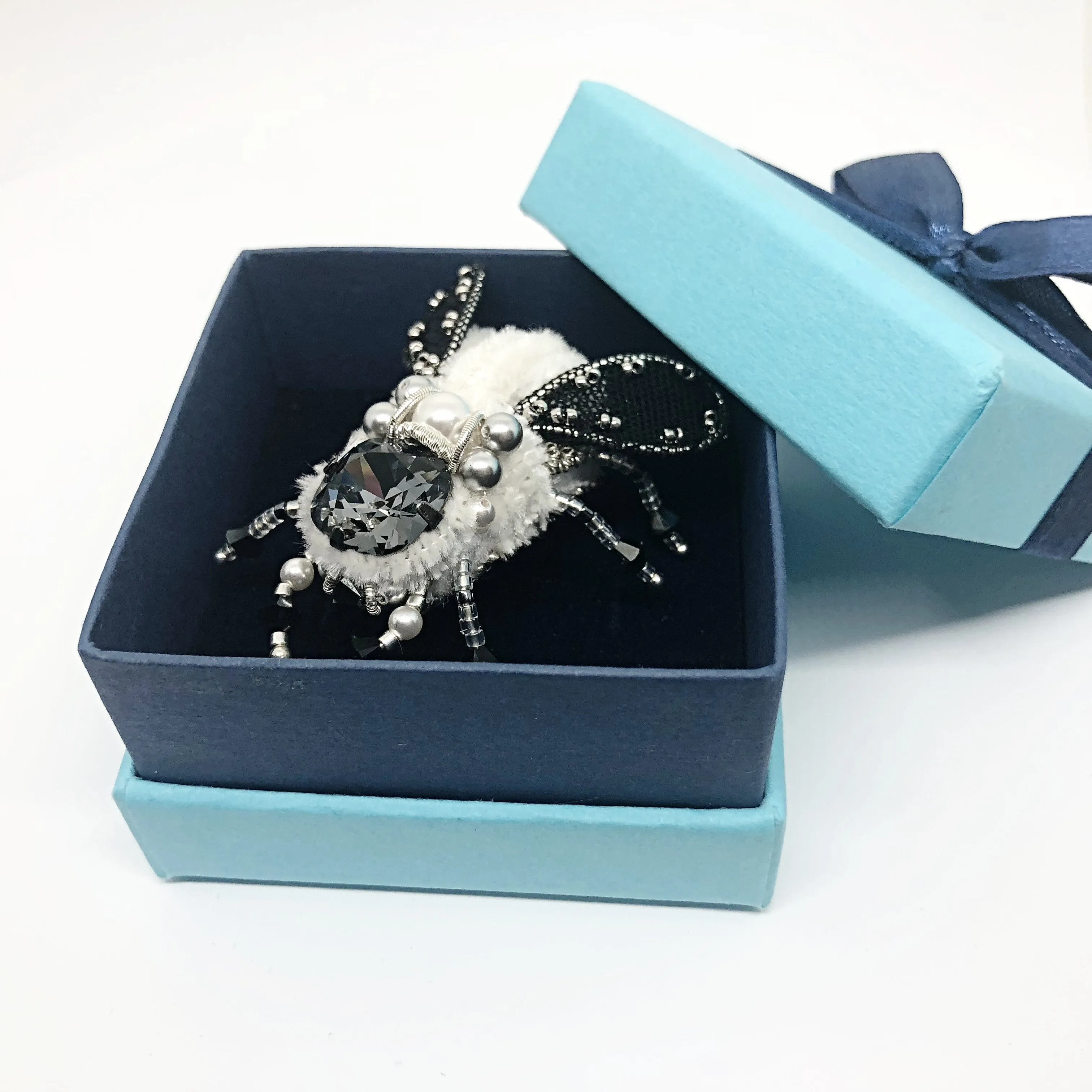 BEETLE.MANIA - Exclusive Handmade Bee Brooch, Black or White