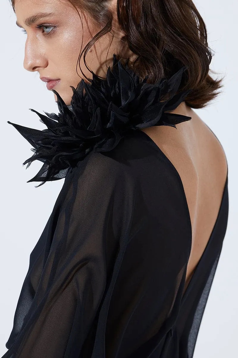BLACK FLOWER BROOCH