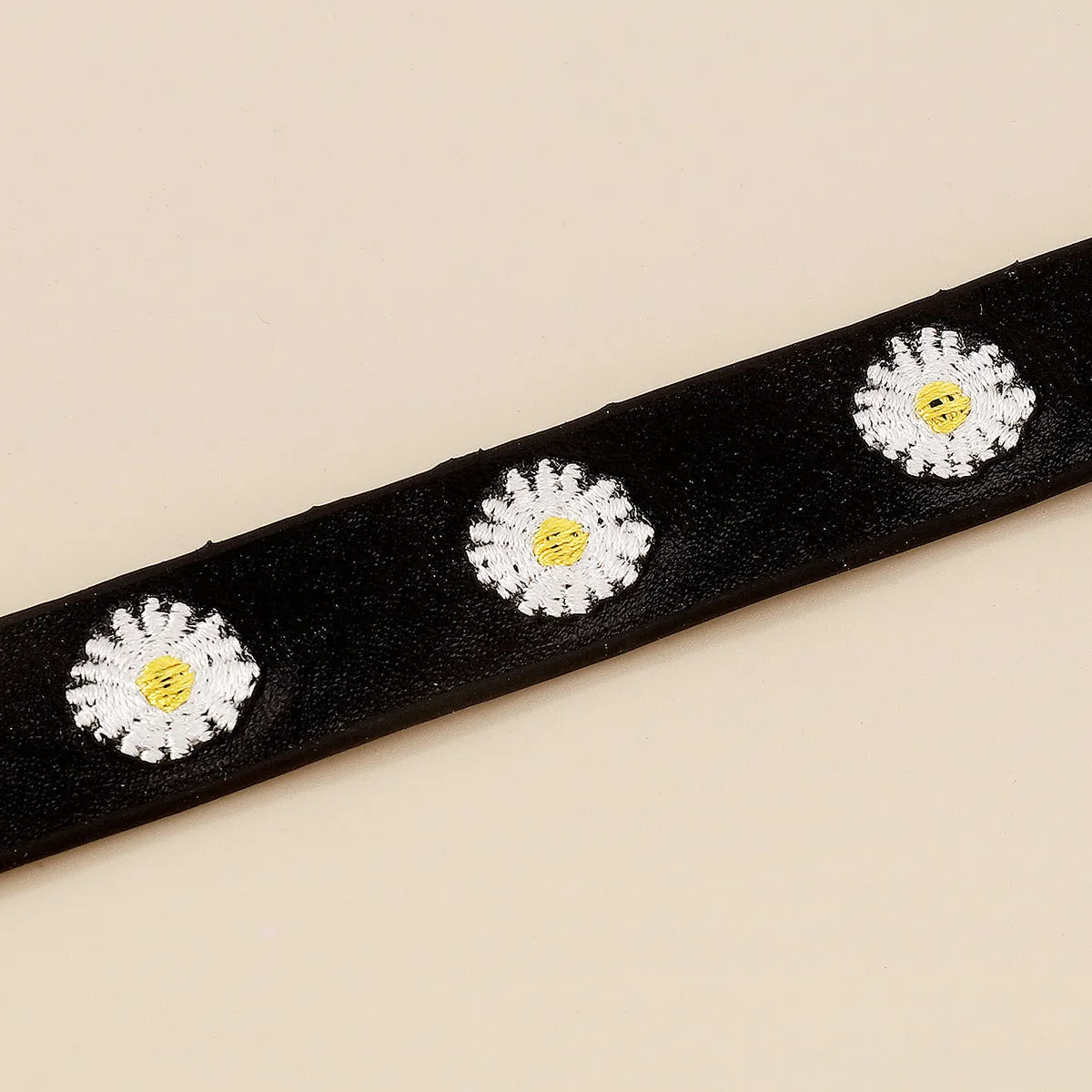 Black Polystyrene Mum Choker