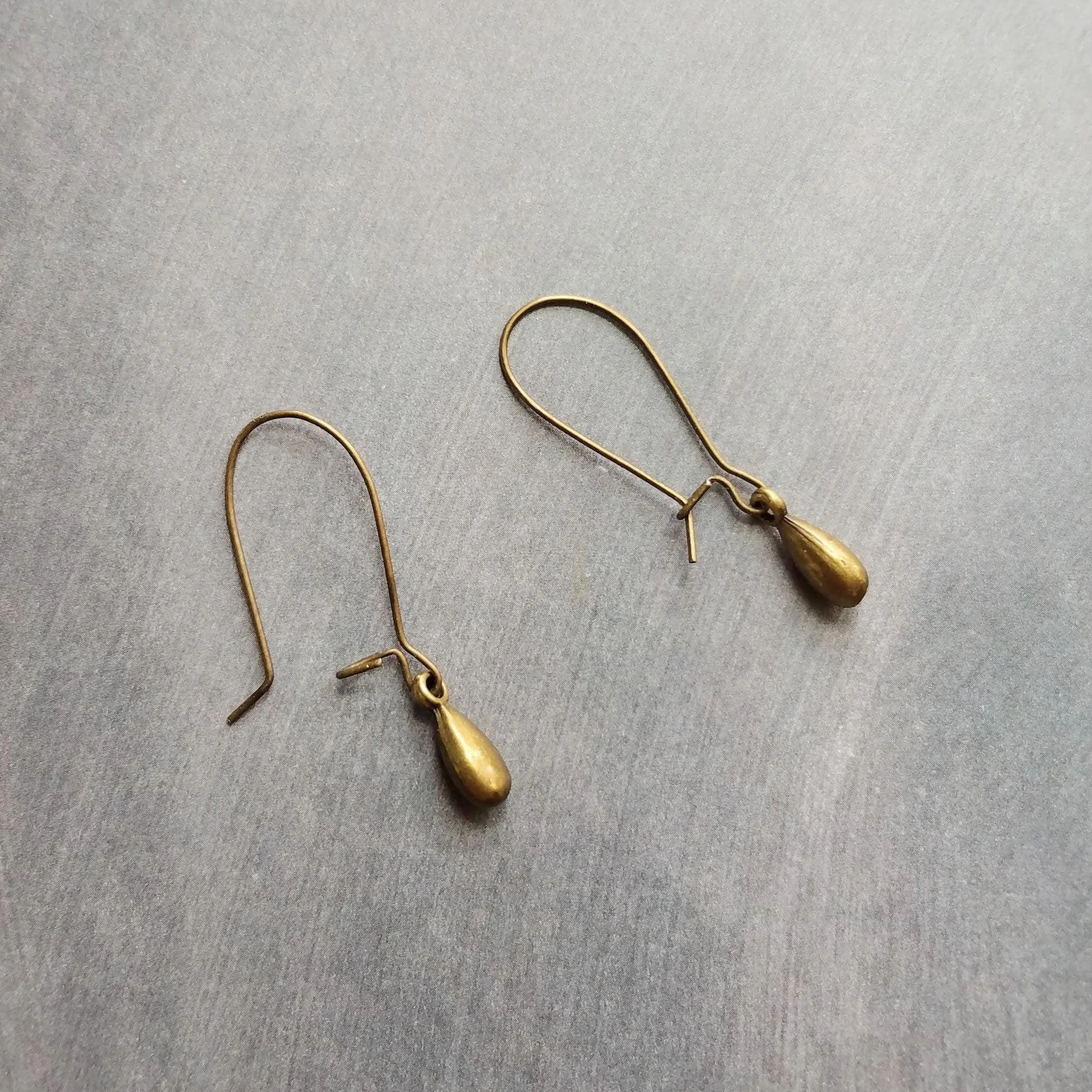 Bronze Drop Earrings, small drop earring, brass teardrop earring, simple teardrop earring, little brass drop earring, latching kidney hook