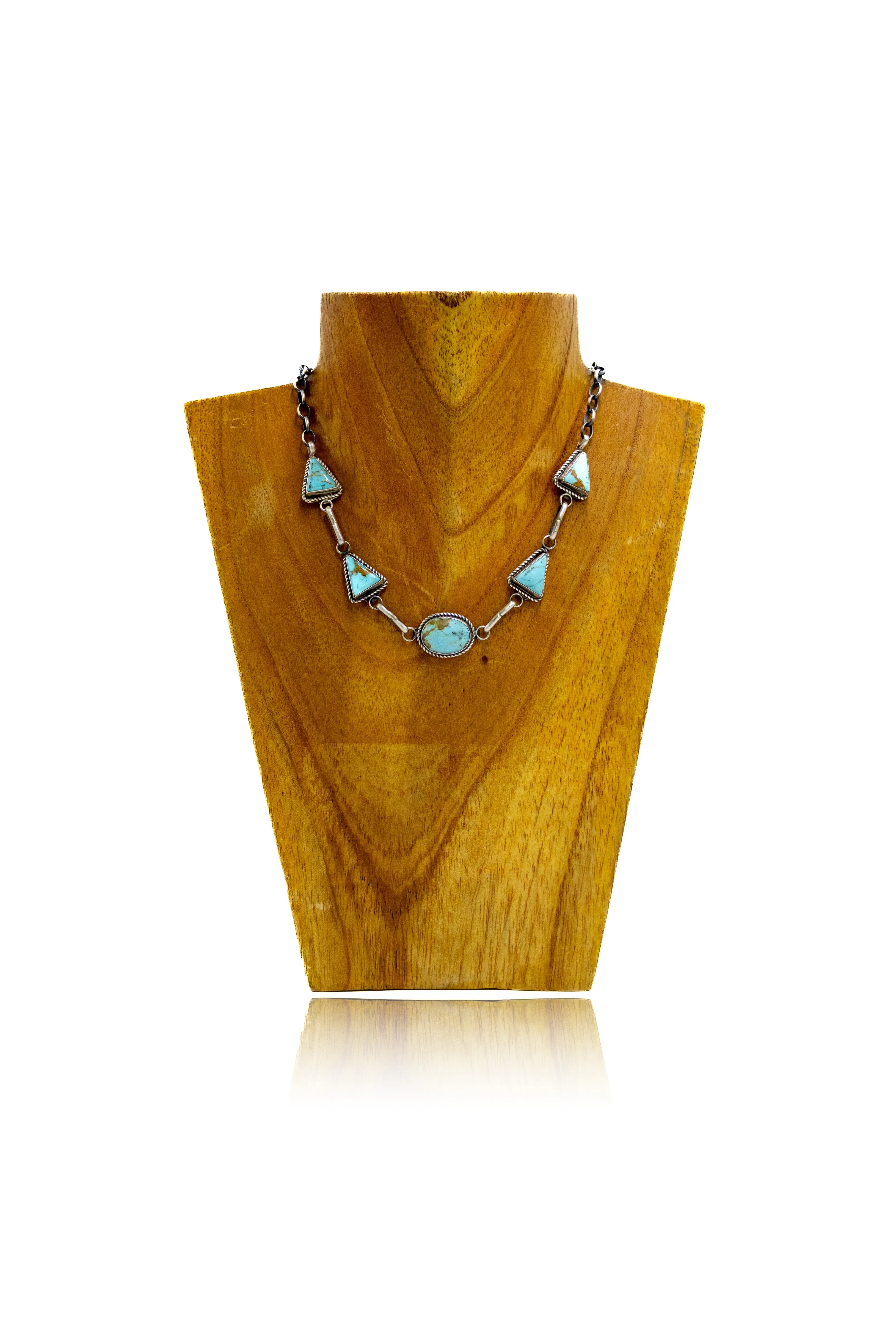 Carly Choker