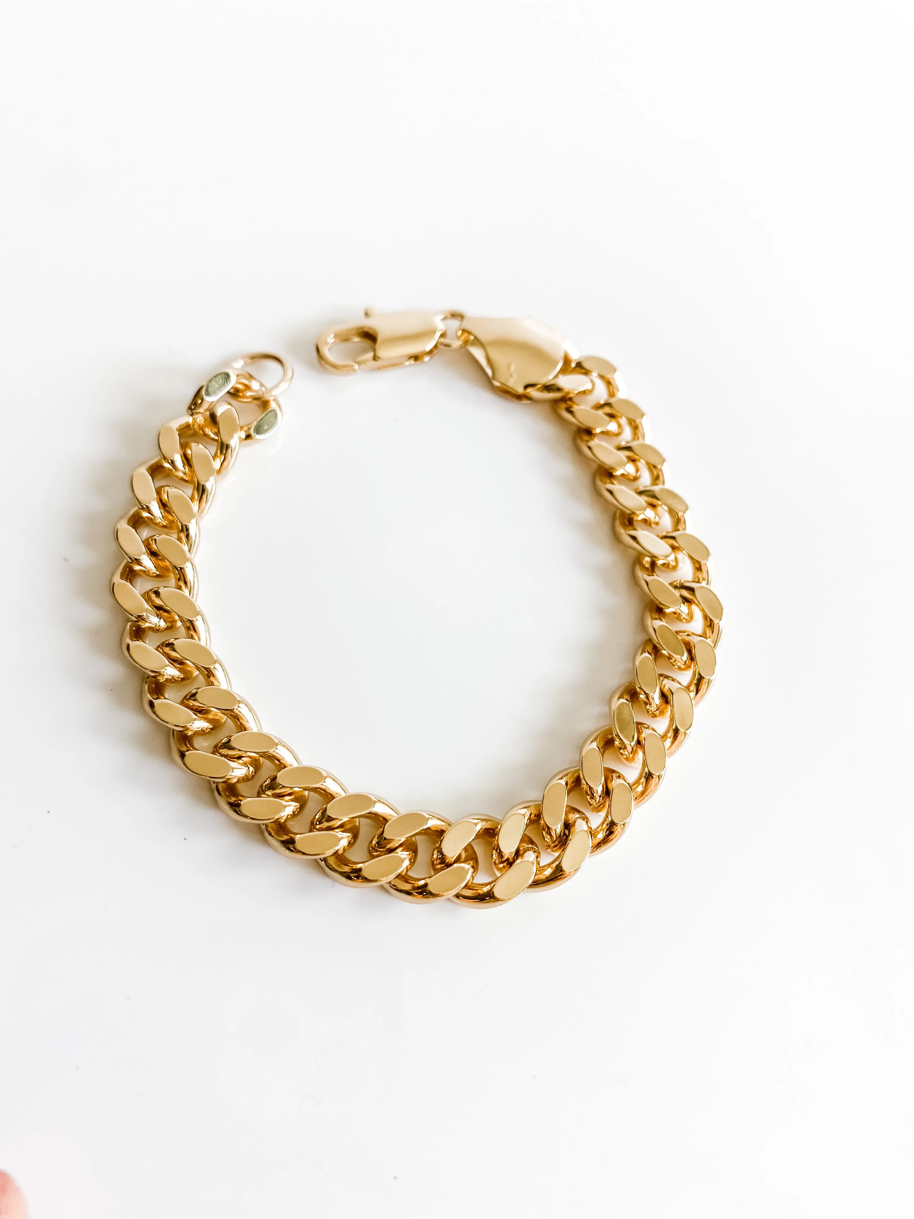 CHER CURB BRACELET