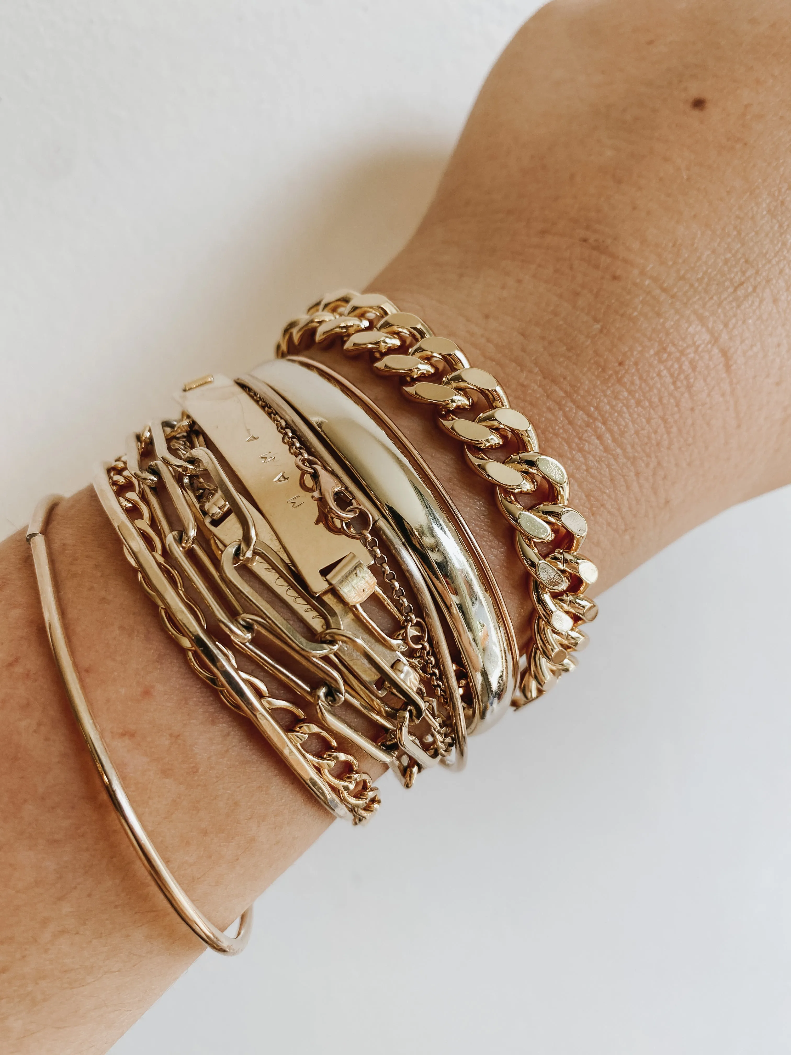 CHER CURB BRACELET