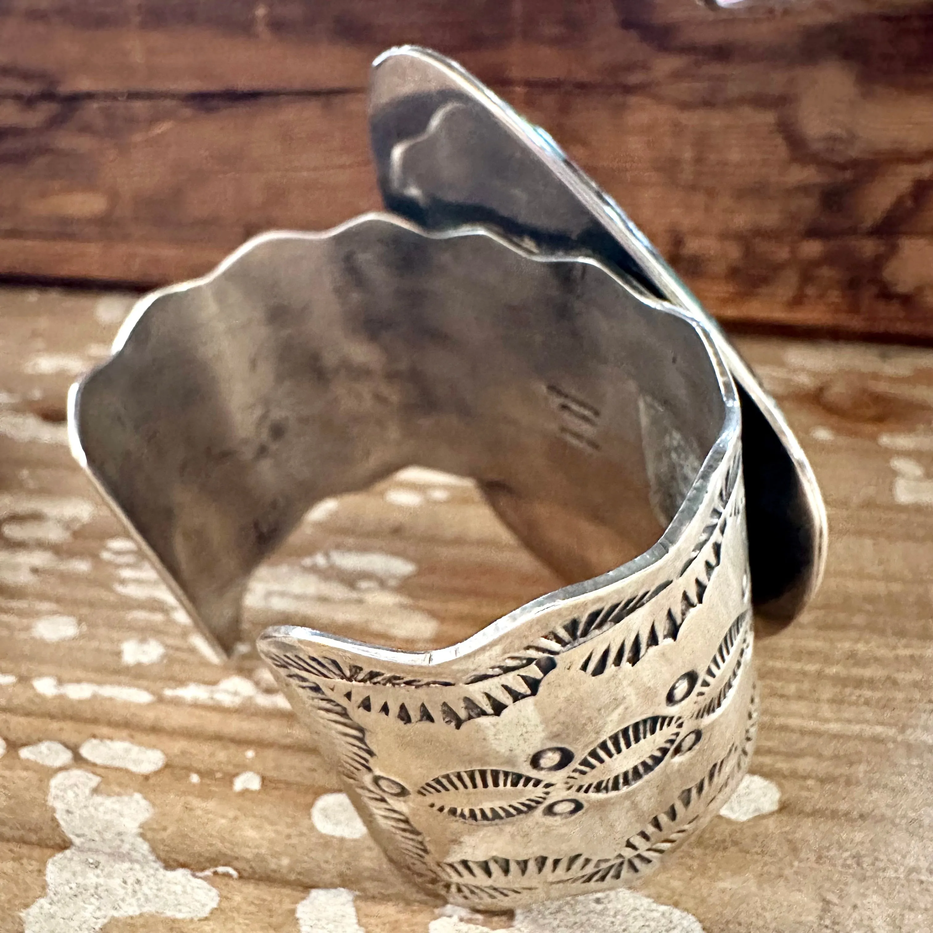 CHIMNEY BUTTE Navajo Large Turquoise & Silver Cuff