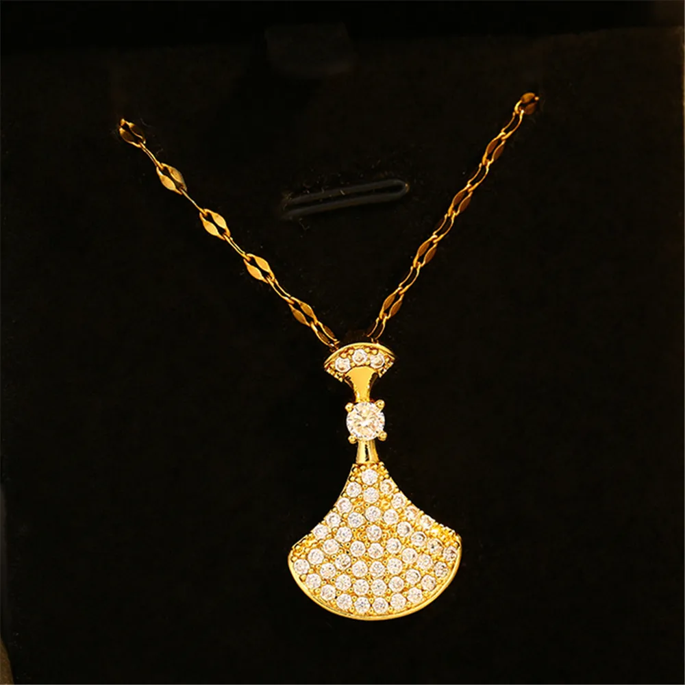 Cubic Zirconia Fan Charms Choker Necklaces