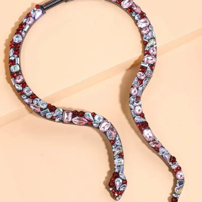 Diamond Animal Snake Necklace with Adjustable Circumference - High-Quality Alloy & Exquisite Diamond Setting