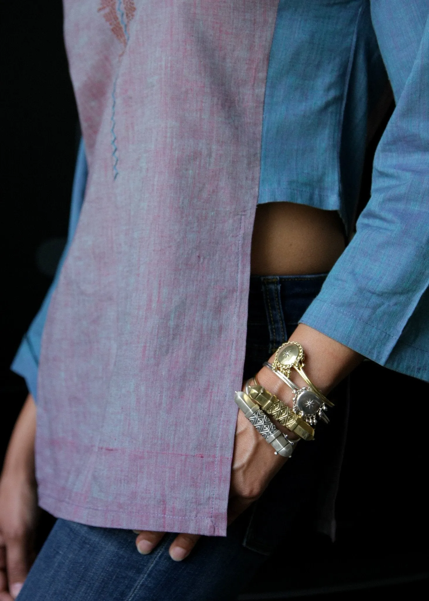 Elegant, vintage inspired, gold-plated brass round locket bracelet