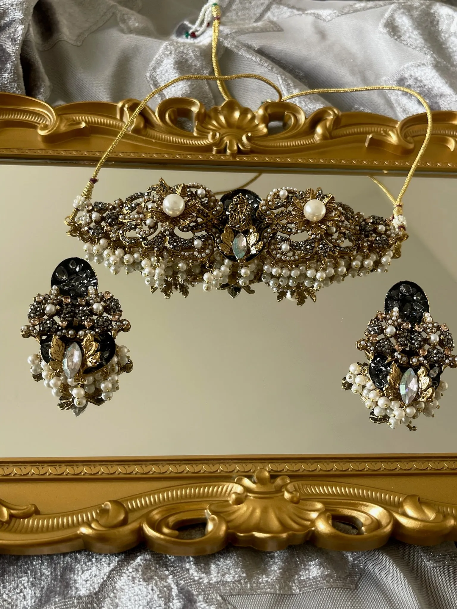 Empress Elegance Choker Set