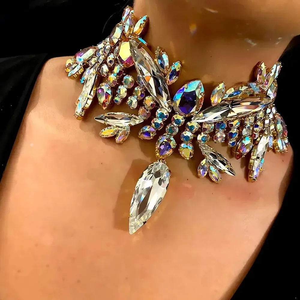 Exaggerated Crystal Choker