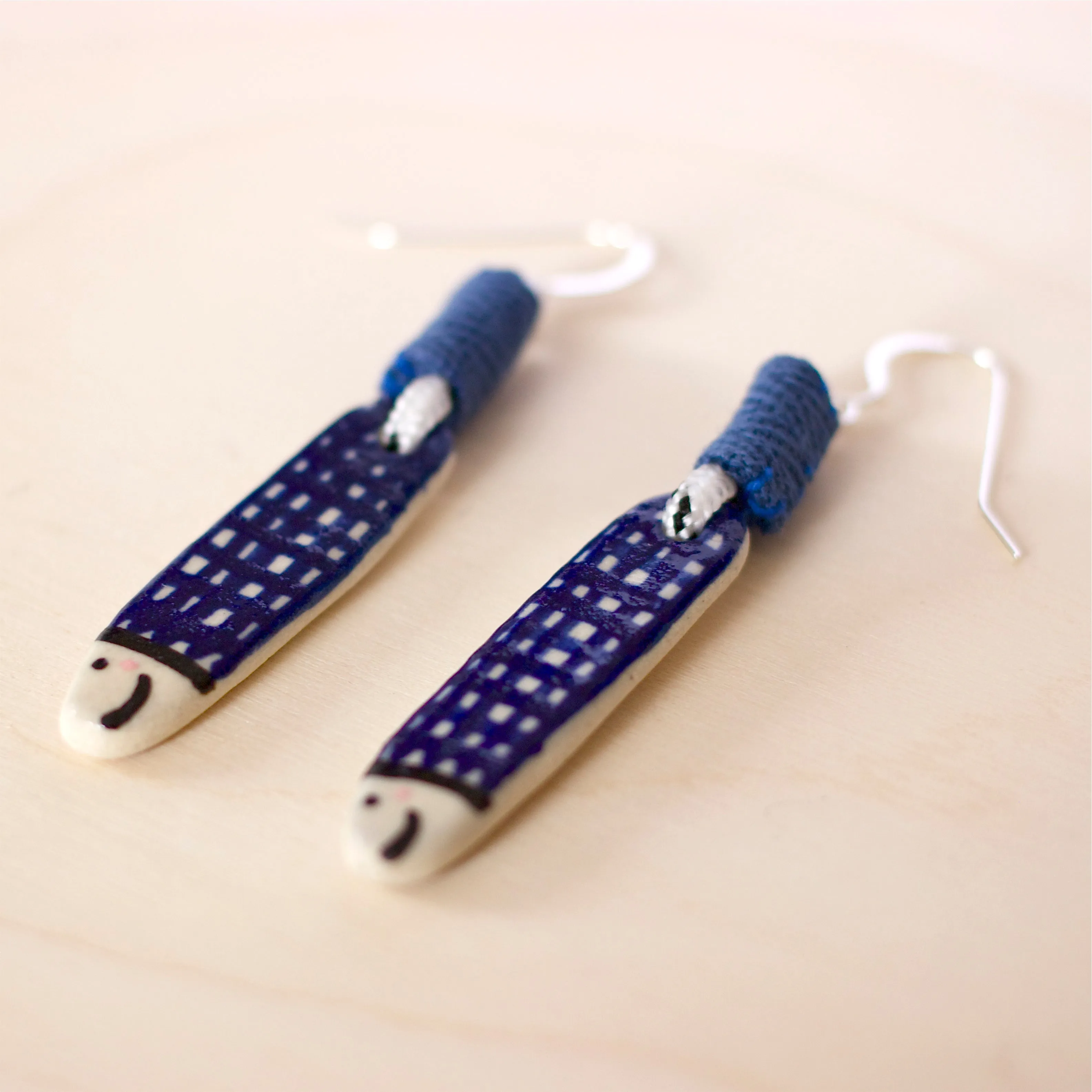 FISHEE EARRINGS - BLUE CHECK