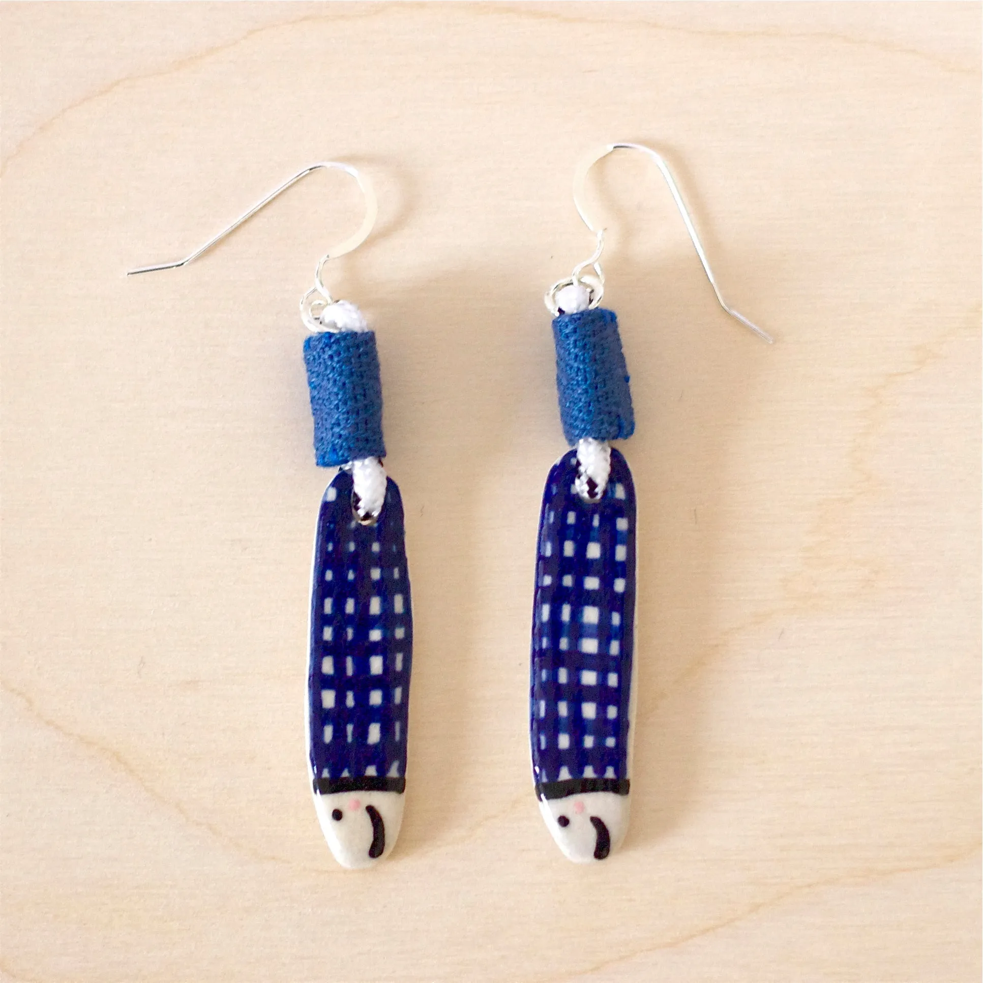 FISHEE EARRINGS - BLUE CHECK
