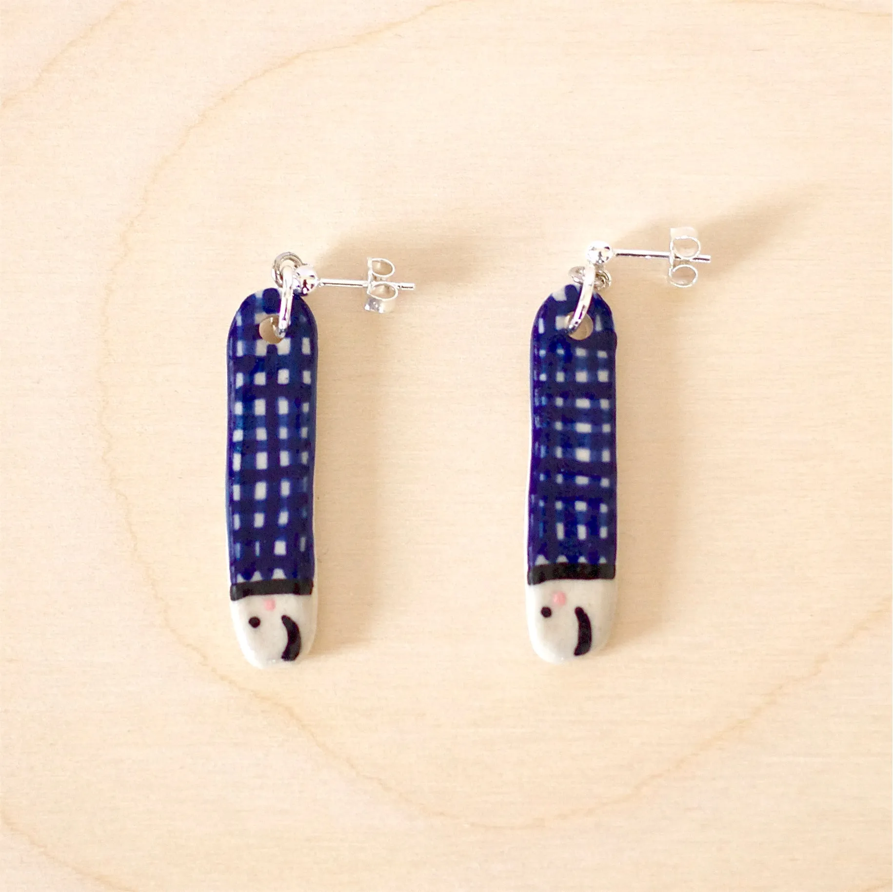 FISHEE EARRINGS - BLUE CHECK
