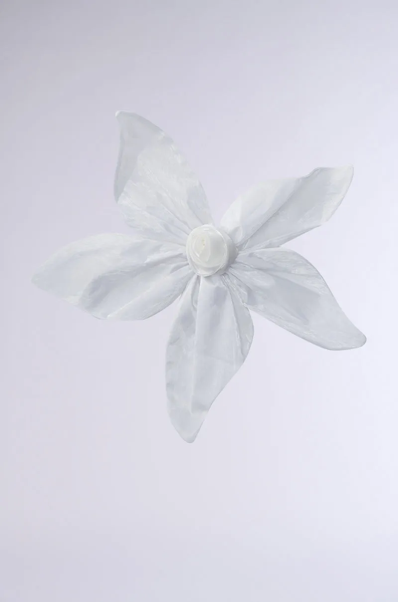 FLOWER BLOOM BROOCH