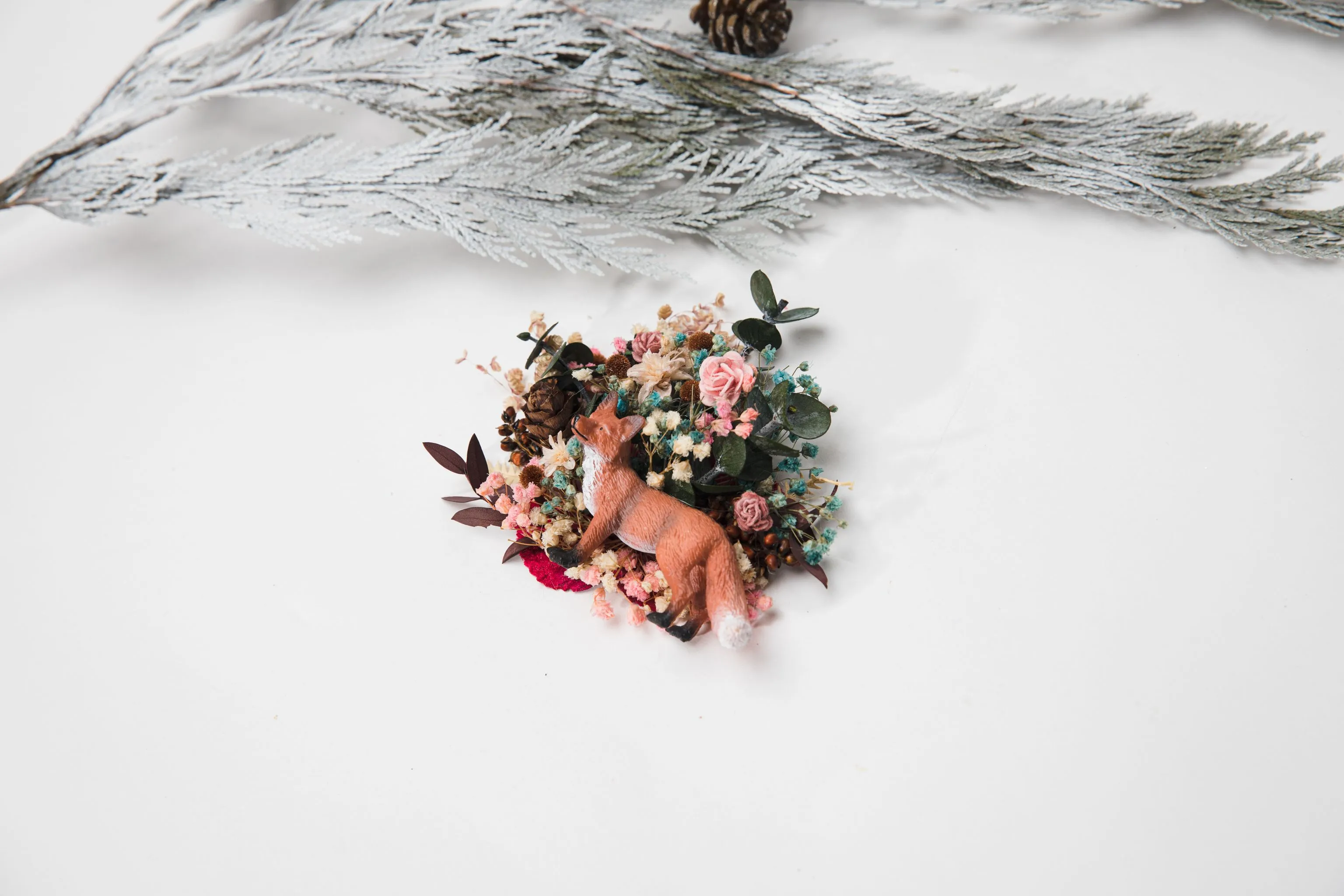 Flower brooch with fox Unique winter brooch for coat Bridal brooch Woodland brooch Coat decoration Brooch for beret Magaela handmade X-mas