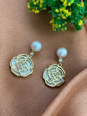 Fresh water pearl Earring With Rose Design in Gold  & Mother of Pearl