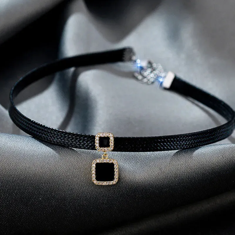 Glitter Shiny Cubic Zirconia Choker Pendant Sexy Black Leather Short Necklace for Women Aesthetic Jewelry Accessories