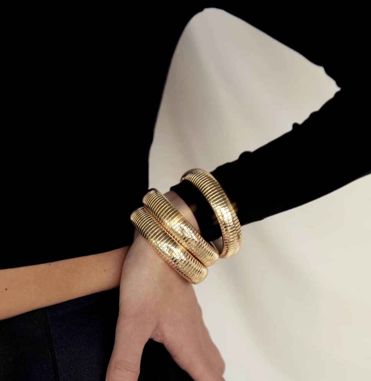 Gold Cobra Bracelet Set