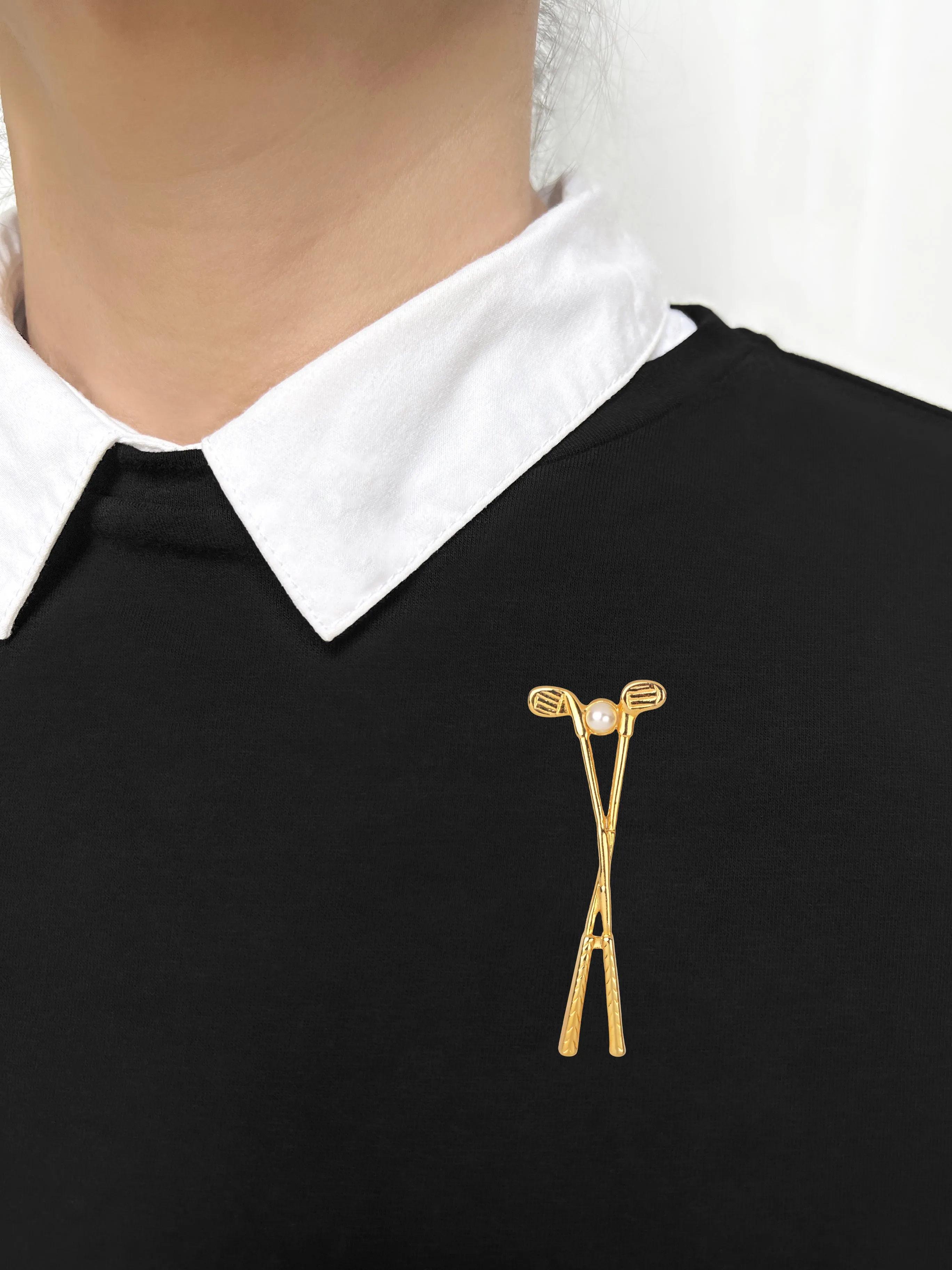 Golf Pearl Gold Brooch