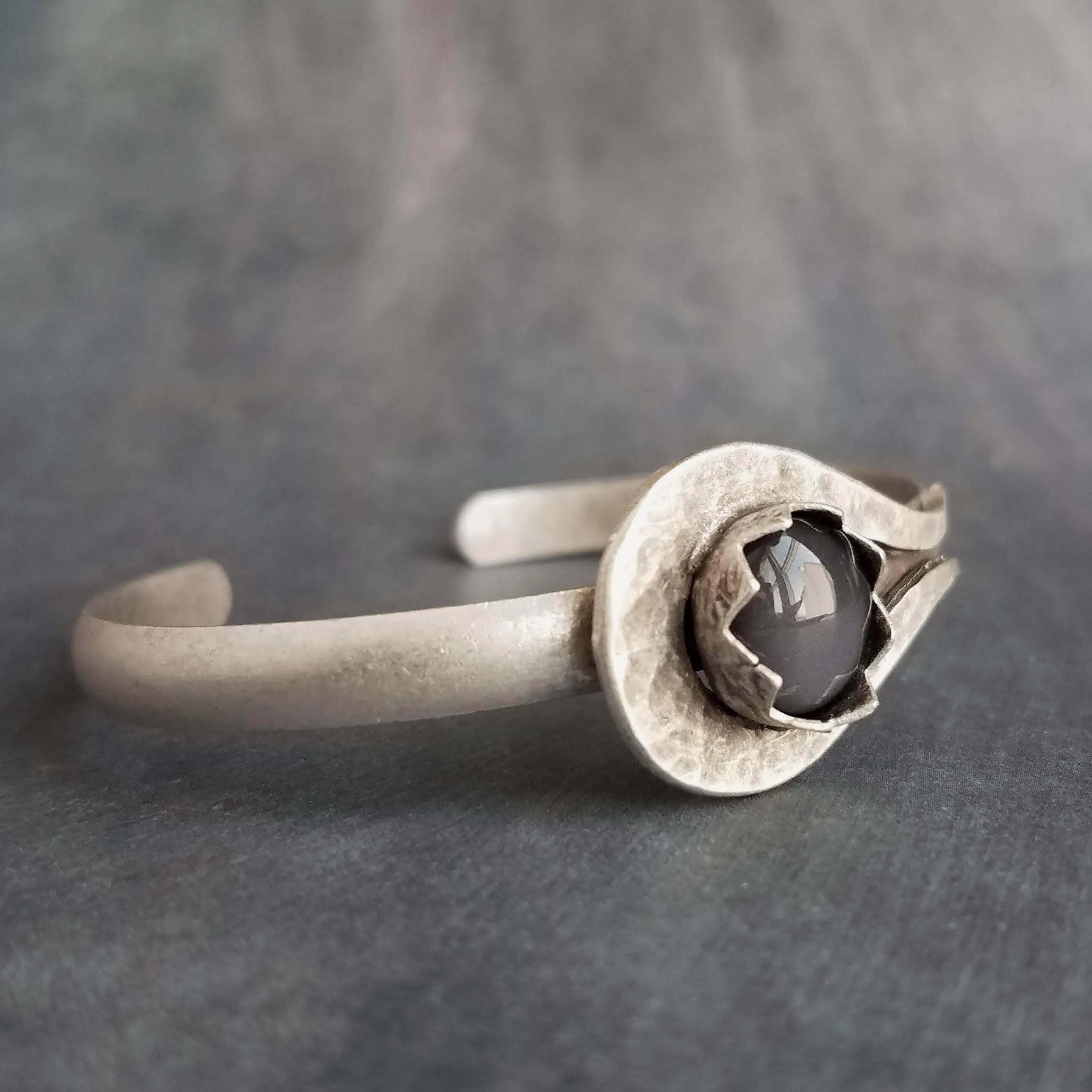 Grey Glass Stone Silver Cuff Bracelet, heavy silver cuff, oxidized silver bracelet, antique silver, black gray glass, dark stormy grey round