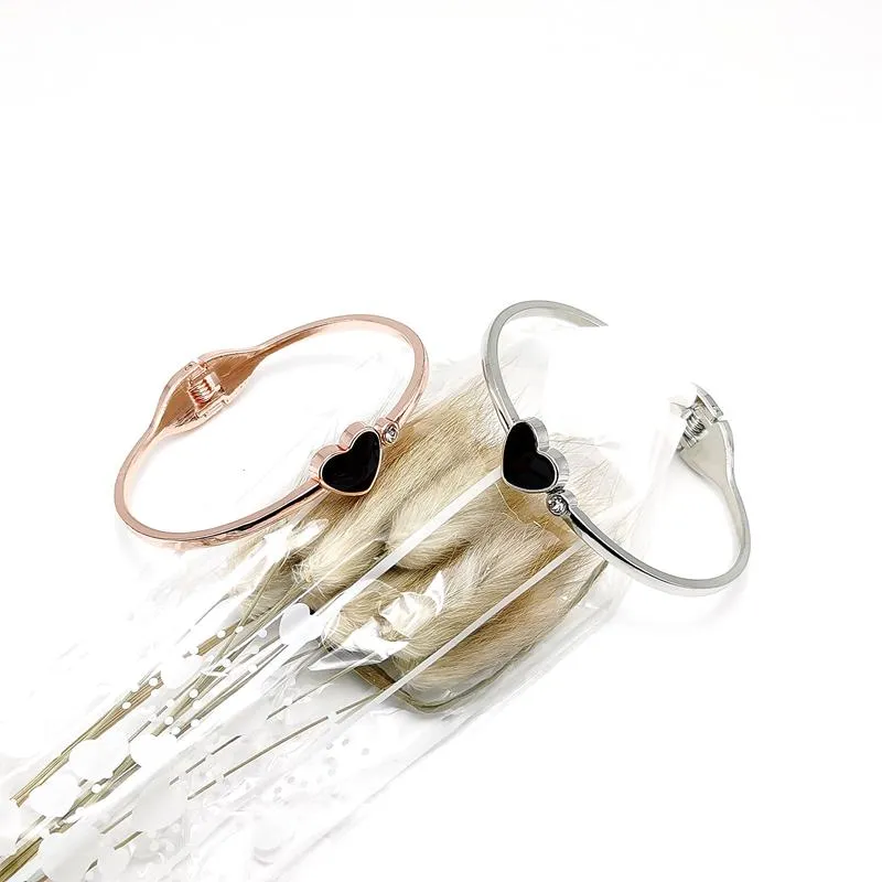 High Quality Titan Stainless Steel with Black Heart & White Stone Bracelet Jewelry for Women and Girls