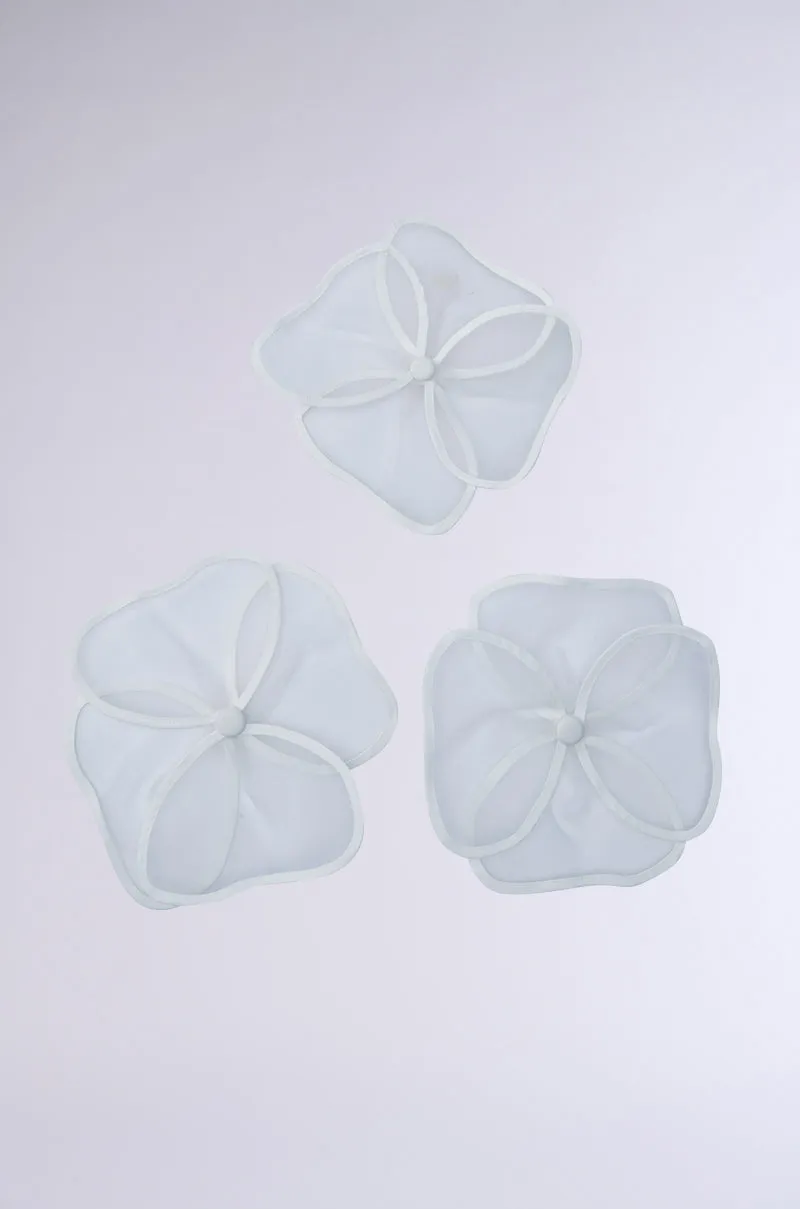 IN BLOOM BROOCH SET