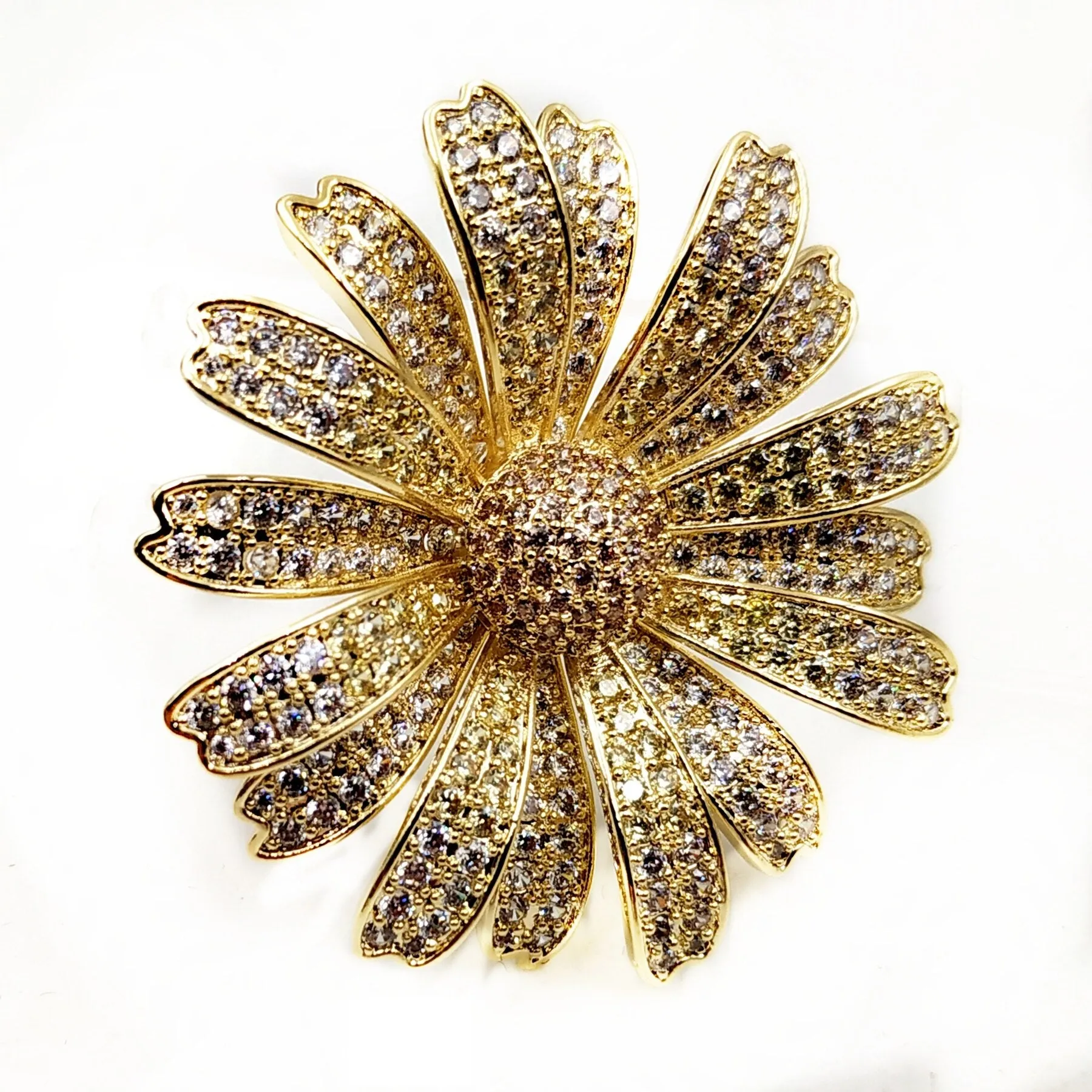 Jewelblings Gorgeous Full Micro Pave Clear CZ Multi Petal Golden Daisy Brooches Sun Flower Pins for Women Shawl Business Suit Formal Dress