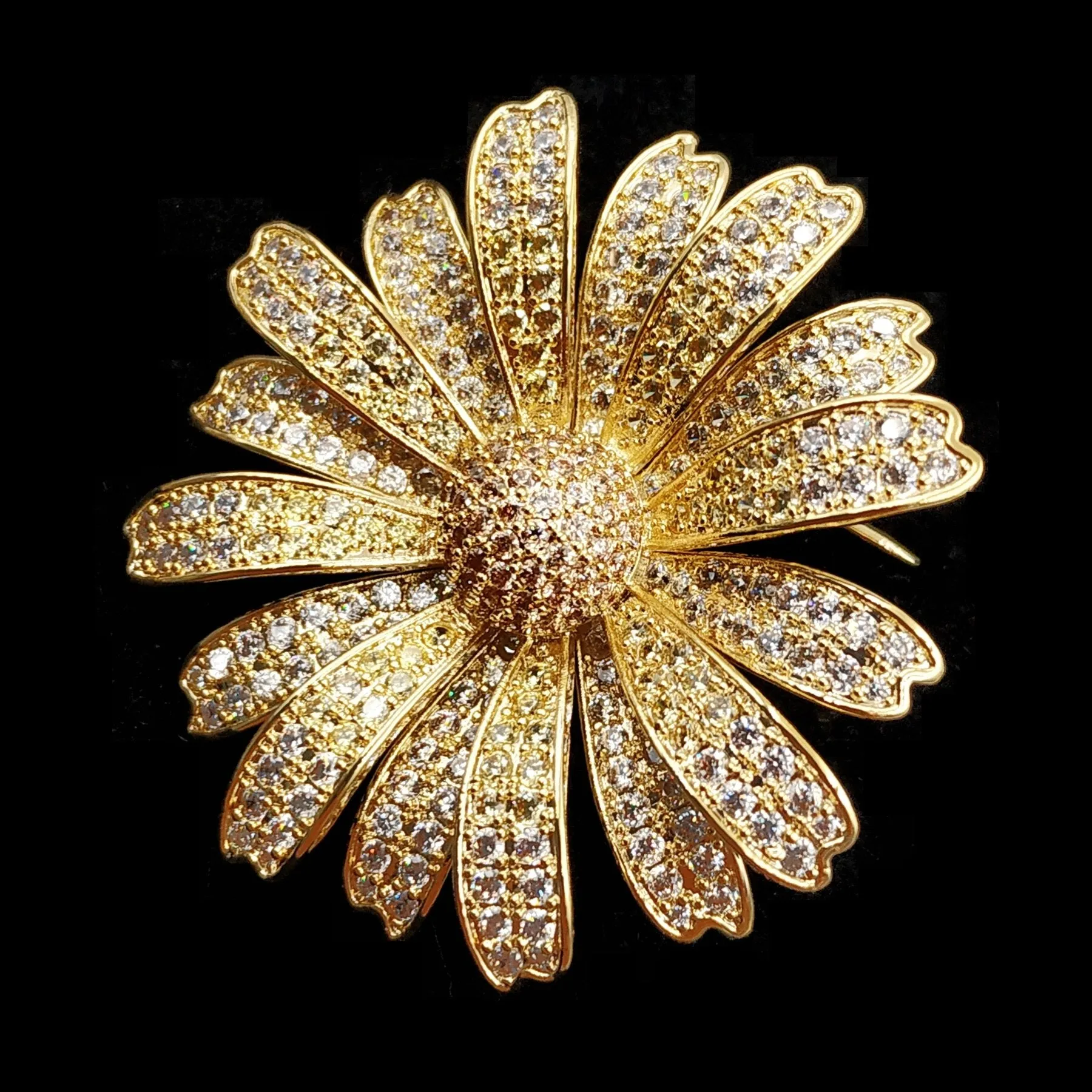 Jewelblings Gorgeous Full Micro Pave Clear CZ Multi Petal Golden Daisy Brooches Sun Flower Pins for Women Shawl Business Suit Formal Dress