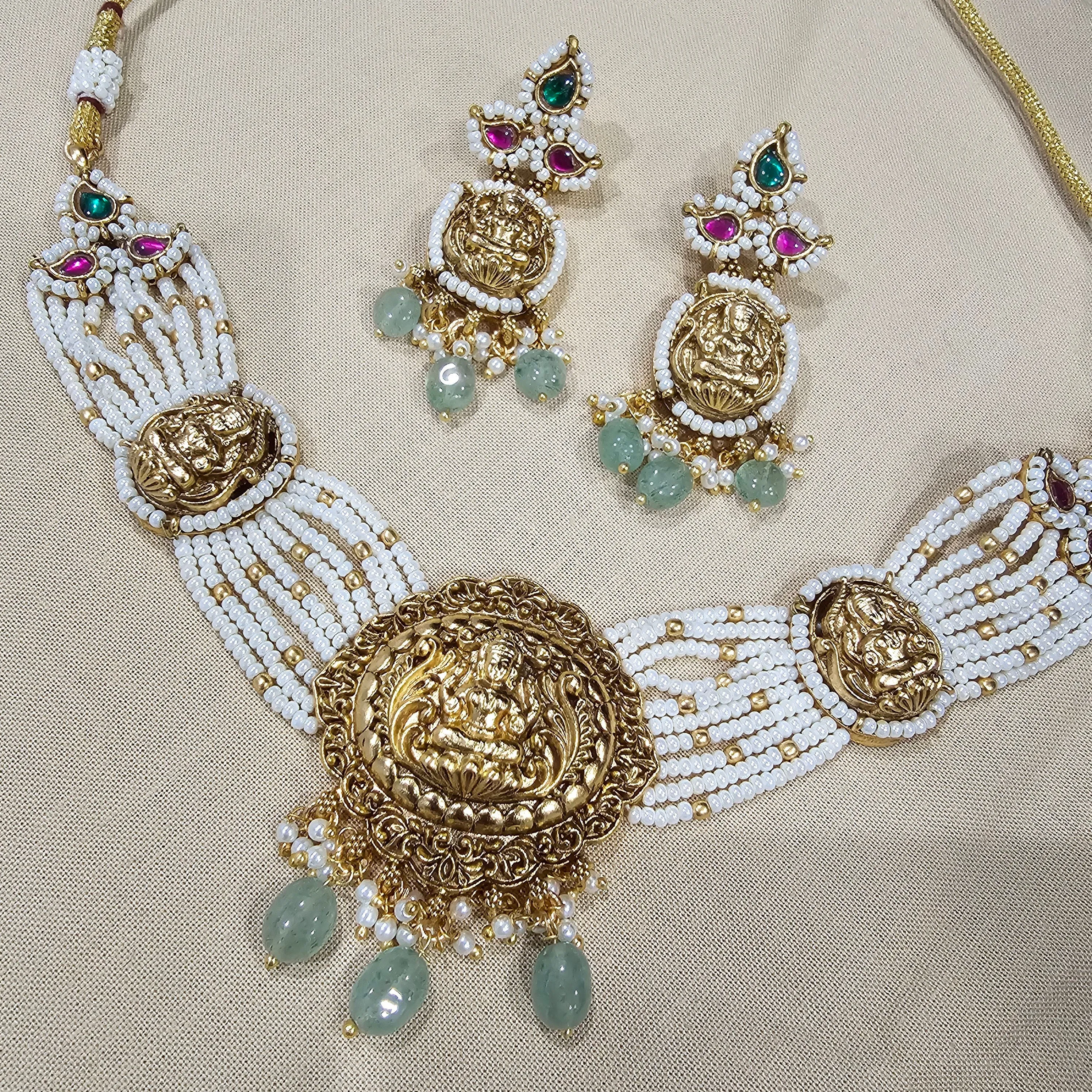 Lakshmi Nakshi Choker