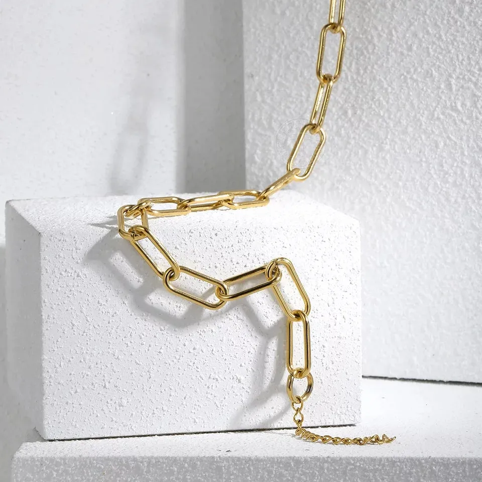 Madison Choker