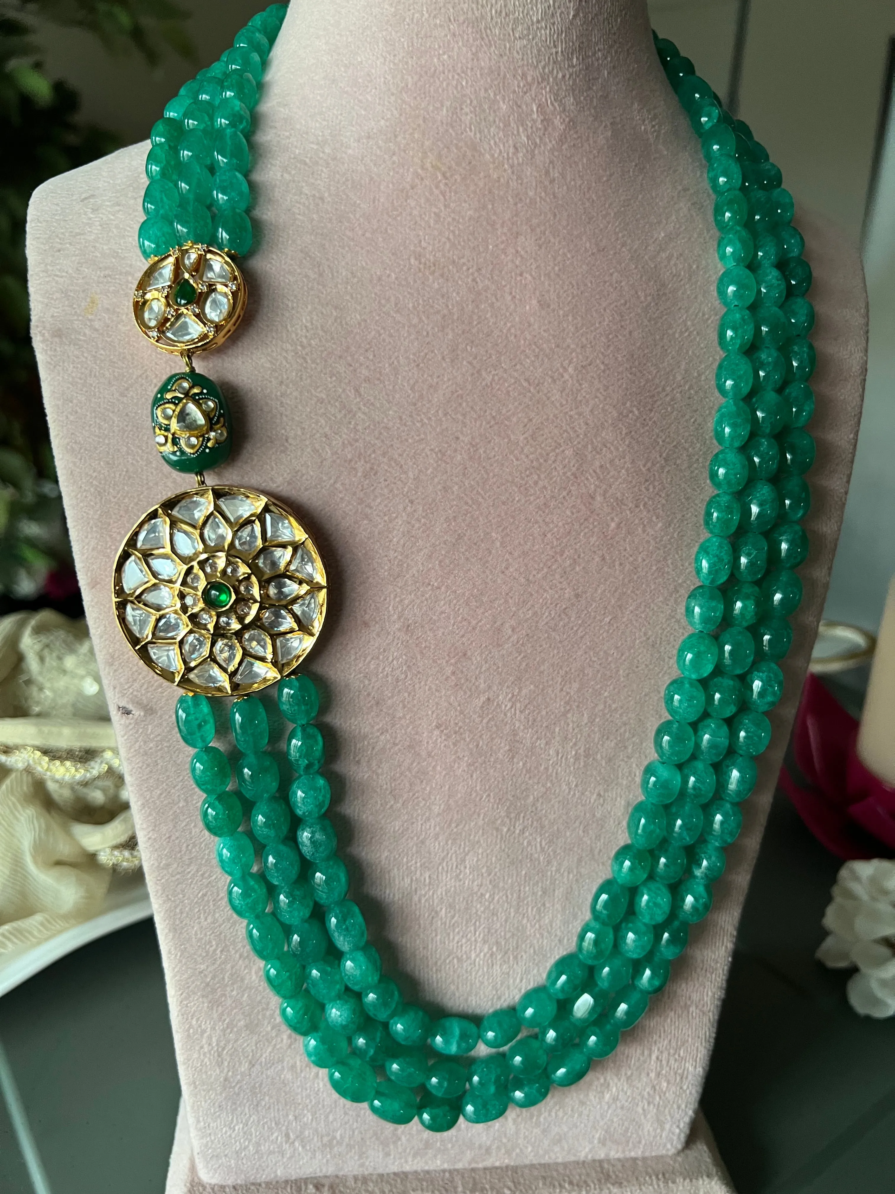 Maharani Kundan and Green Quartz Necklace