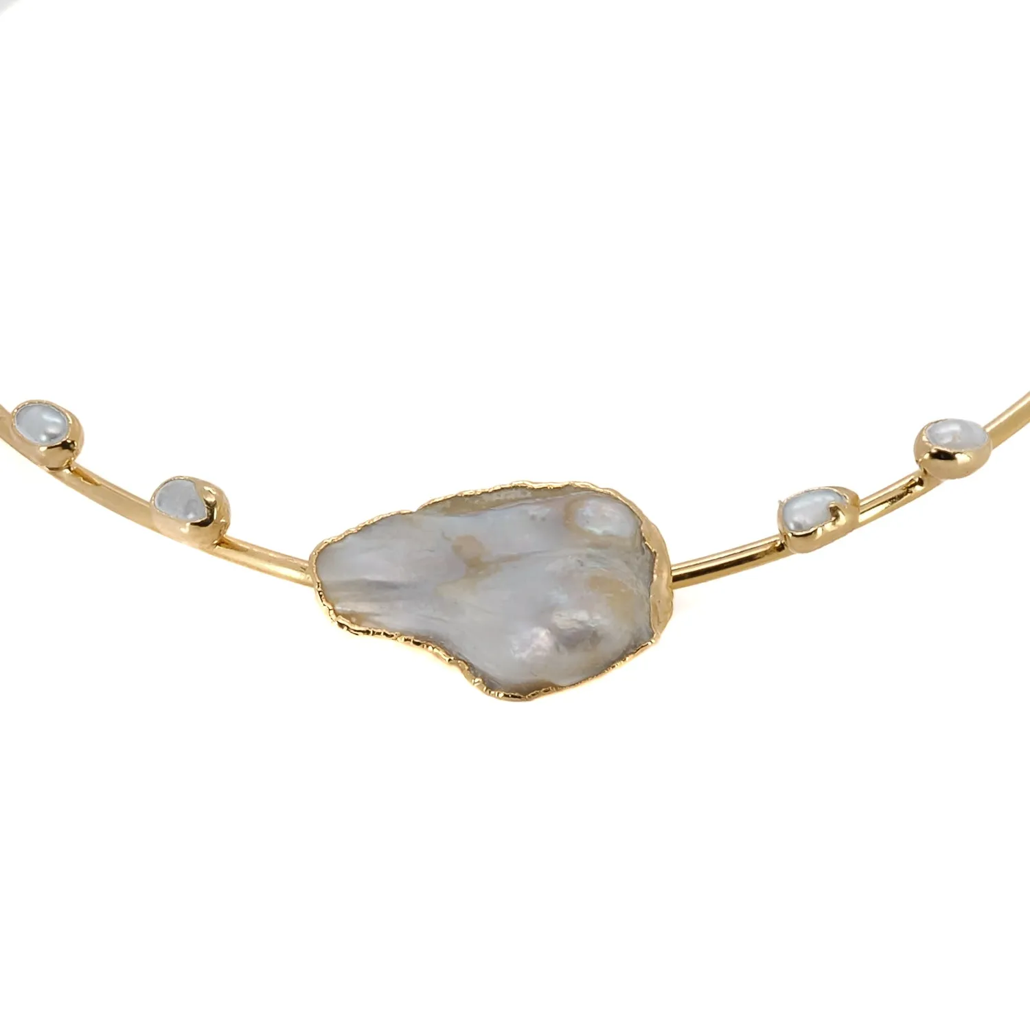 Majestic Pearl & Gold Choker Necklace