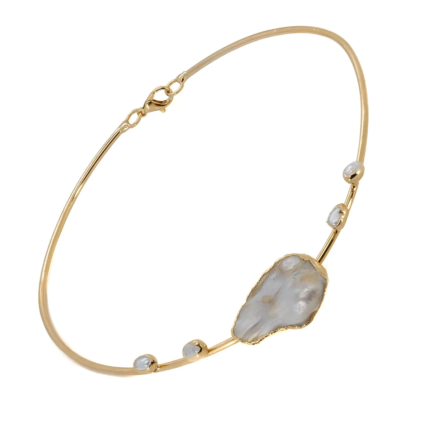 Majestic Pearl & Gold Choker Necklace