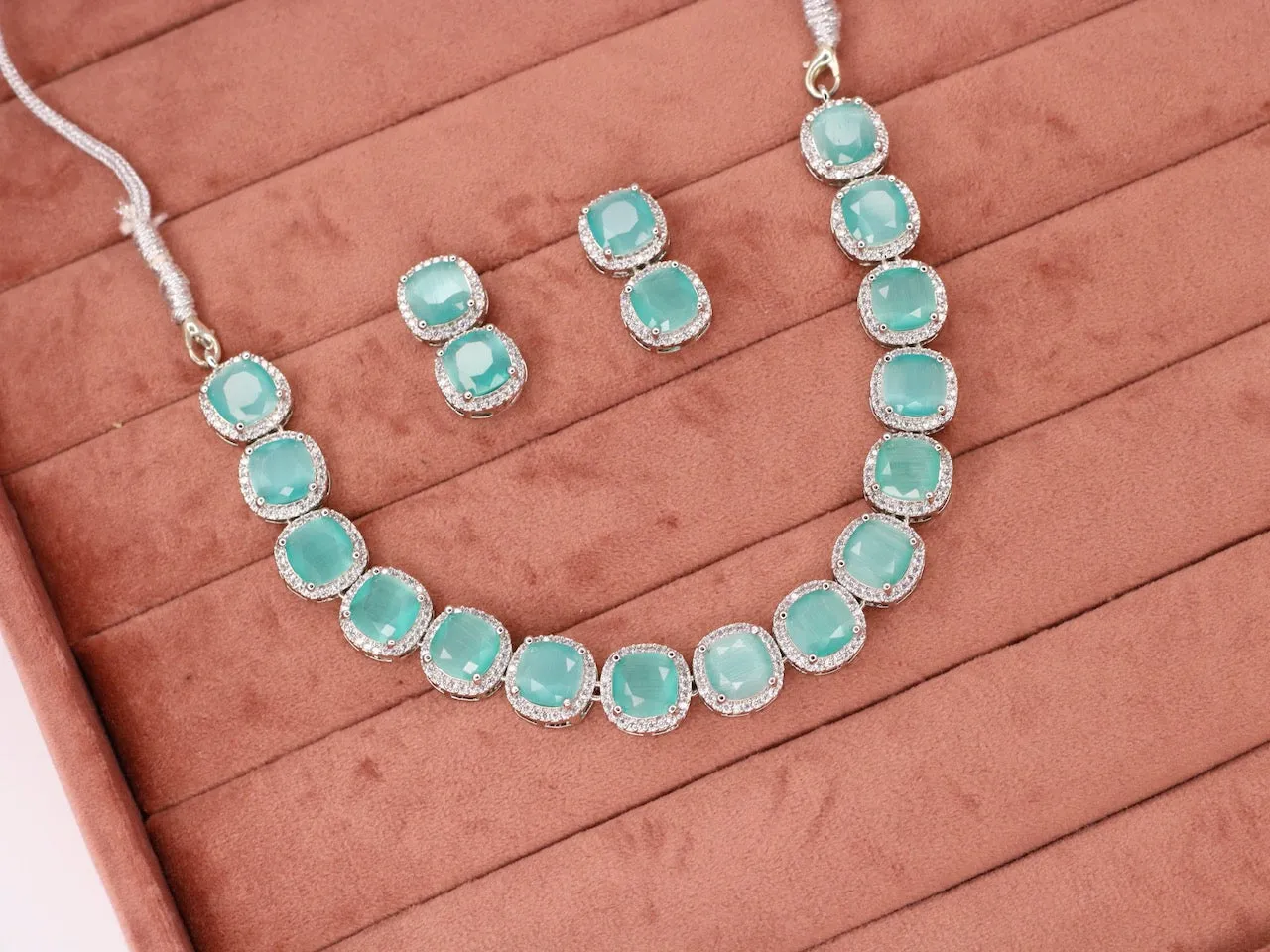 Meher AD Necklace Set