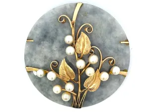 Mings Hawaii Mottled Greenish Grey Jade Pearl Leaf Brooch 14k Yellow Gold