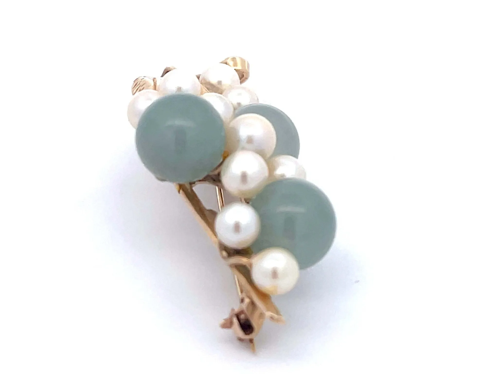 Mings Round Jade Leaf and Pearl Brooch in 14k Yellow Gold