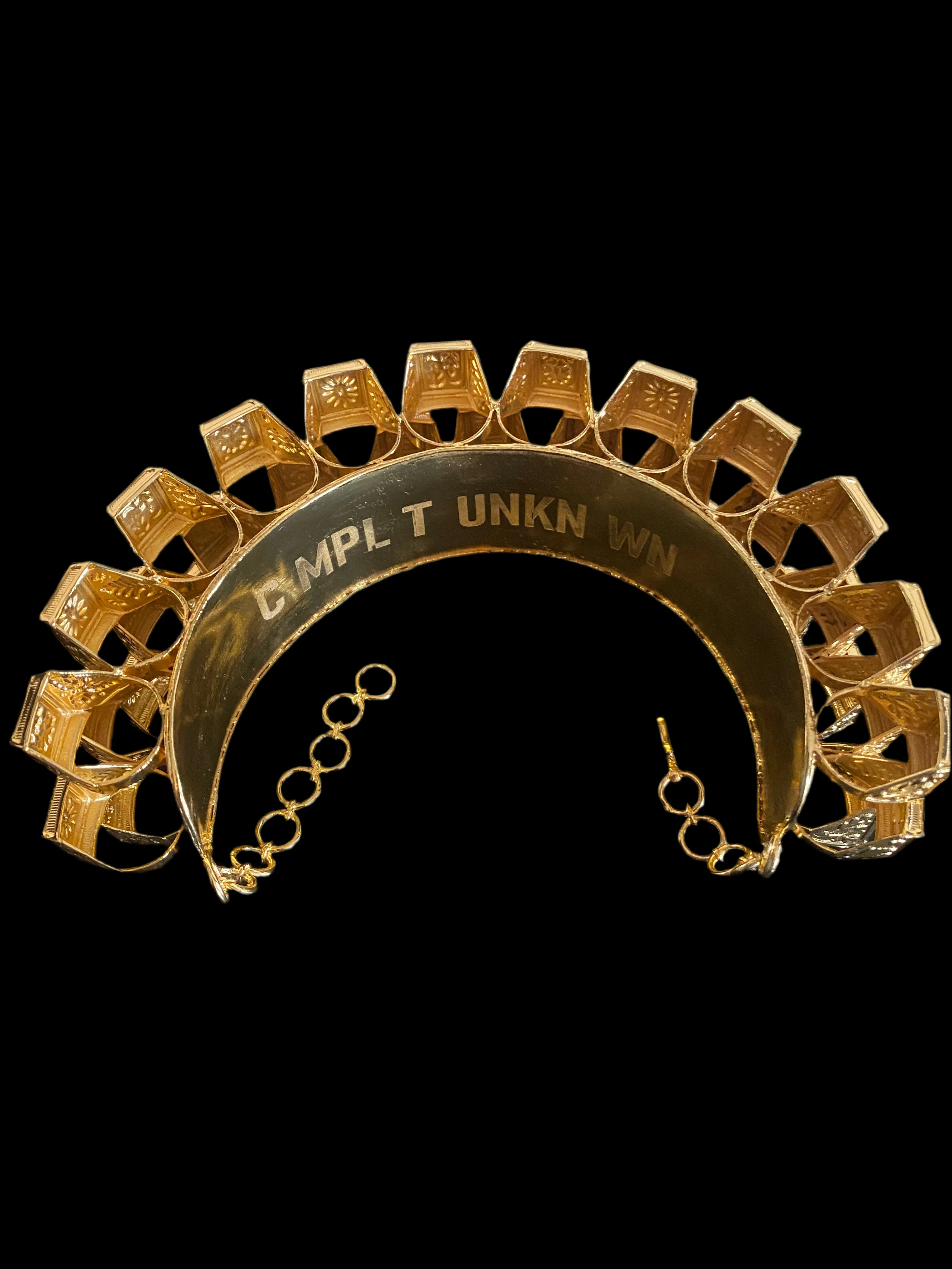 Multiple Signet Rings Choker