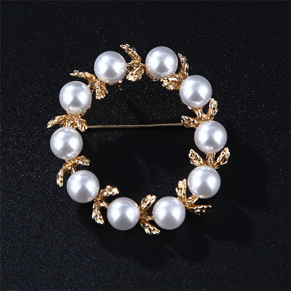 Pearl & 18K Gold-Plated Ring Leaf Brooch