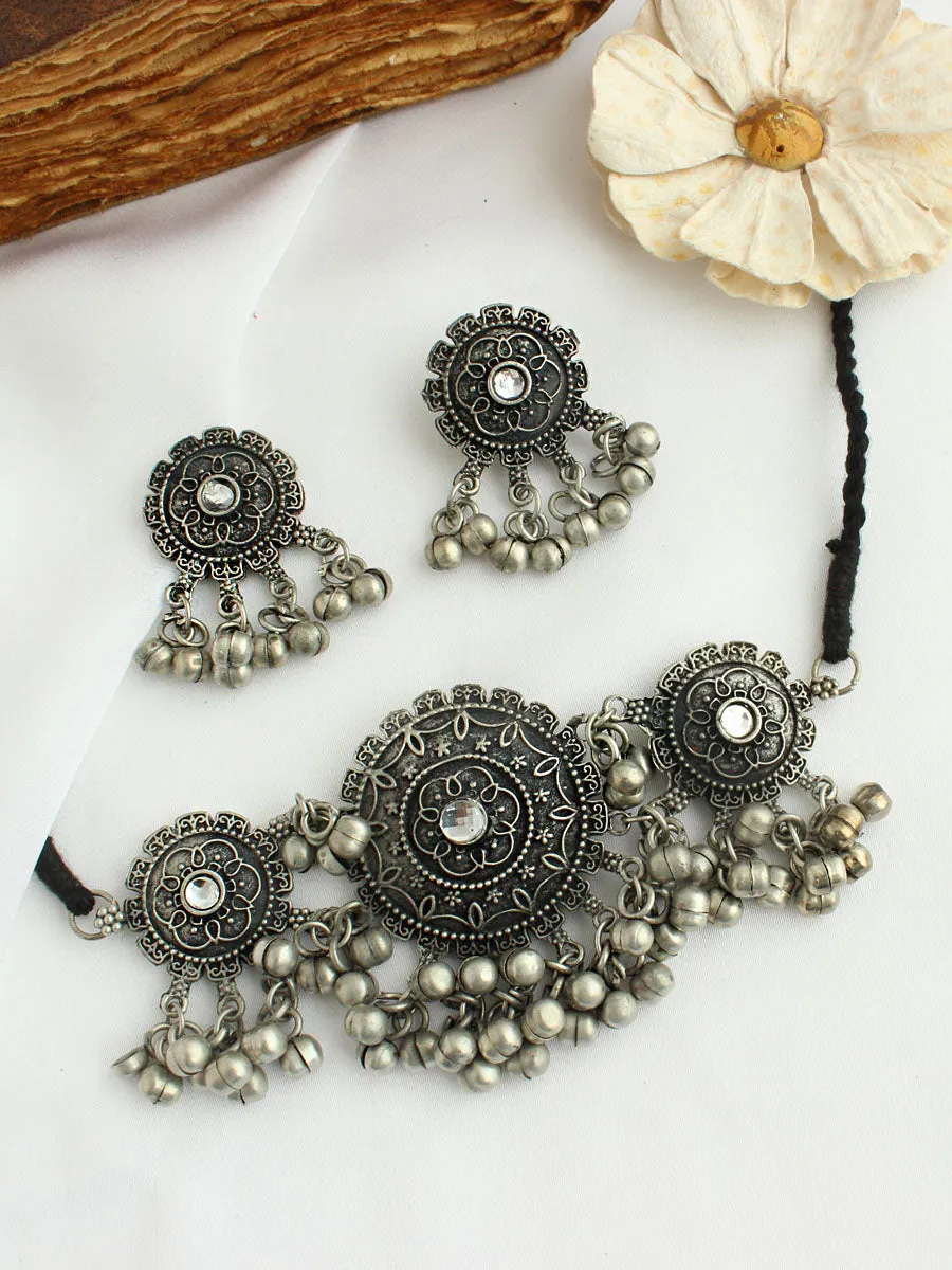 Poorvi Choker Necklace Set
