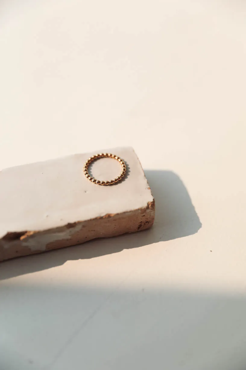 Rae: 18k Gold Beaded Ring