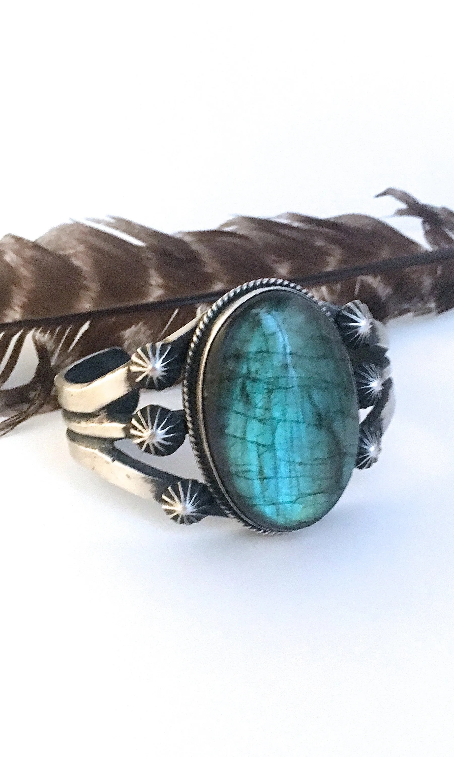 ROMANCING THE STONE Navajo Large Oval Labradorite & Silver Cuff