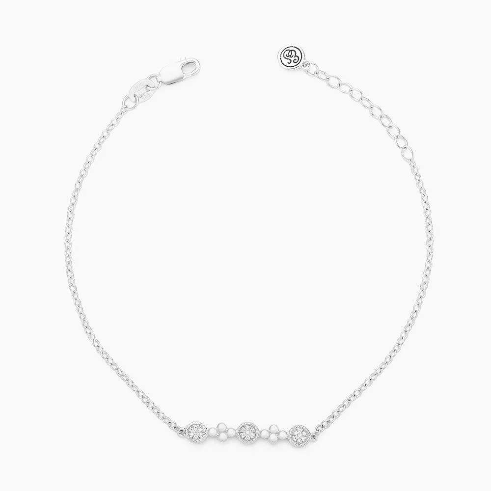 Skip a Beat Chain Bracelet
