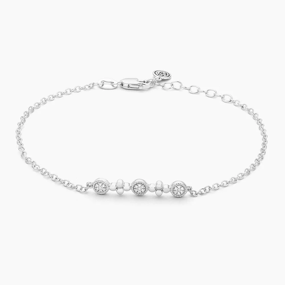 Skip a Beat Chain Bracelet